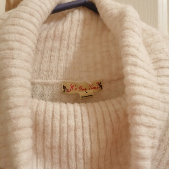 Sweater - Picture 2 of 2